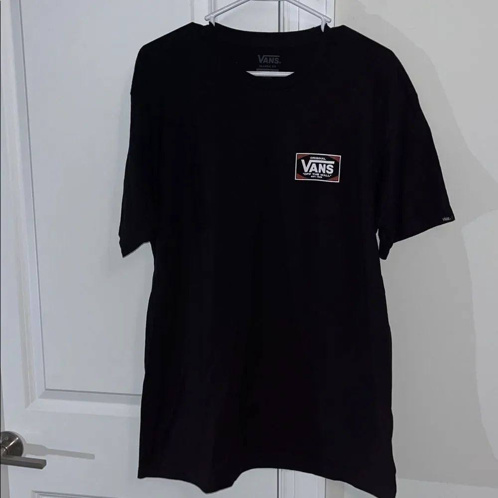 New w/0 tag Vans Rainbow Black Box print skater mens t-shirt L NWOT